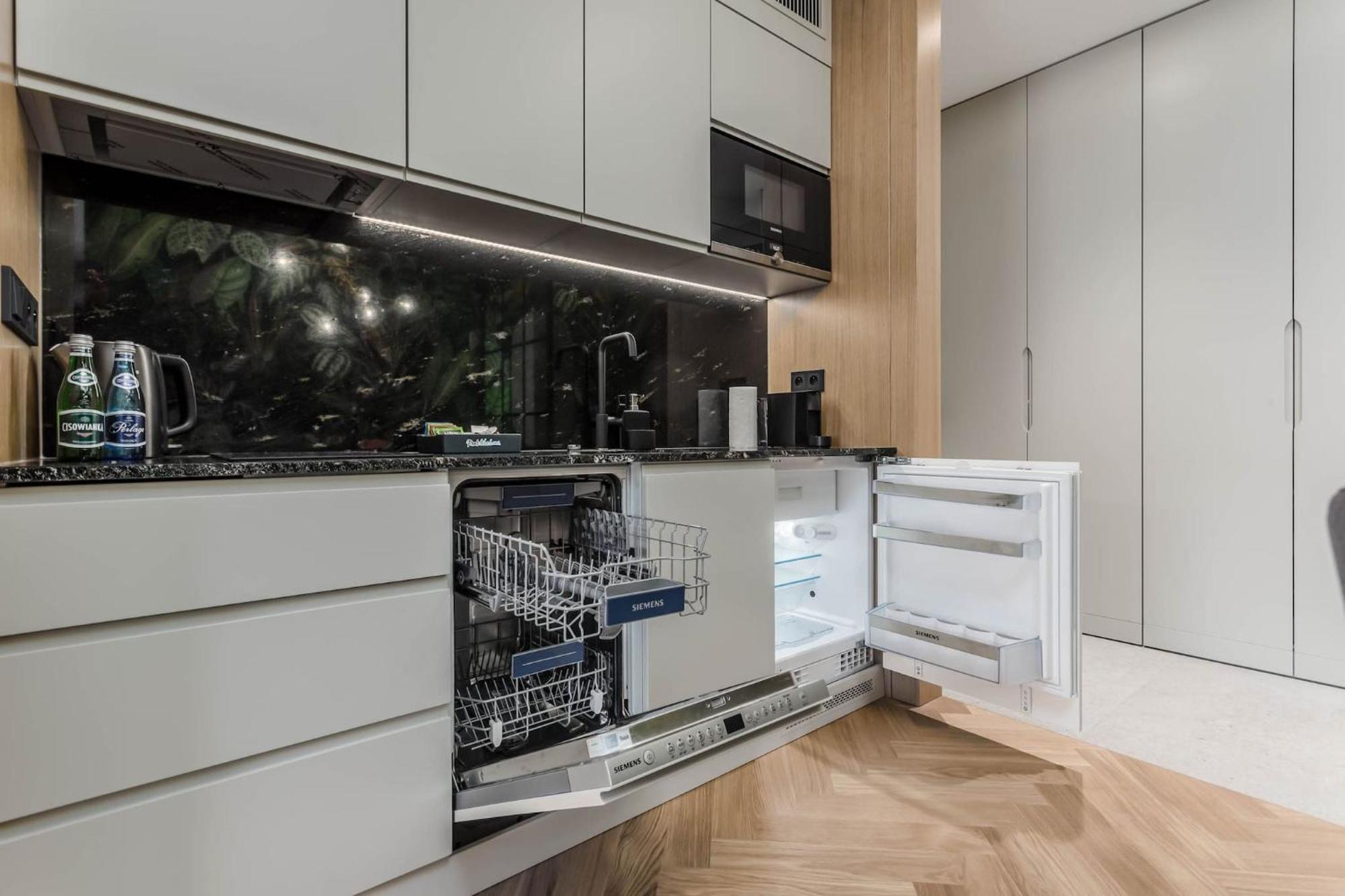 Deo Plaza - Apartamenty W Sercu Gdanska By Rent Like Home Eksteriør billede