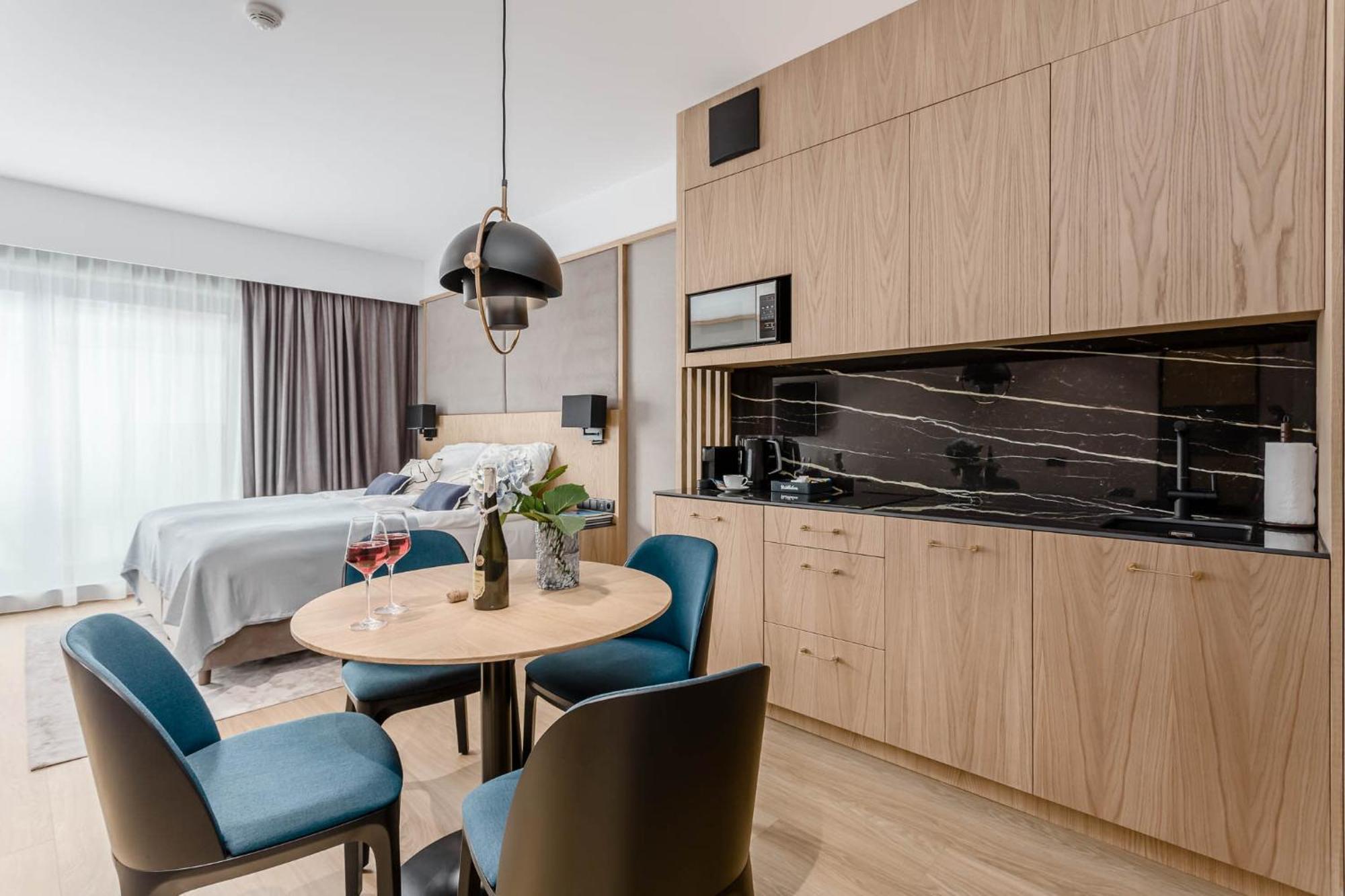 Deo Plaza - Apartamenty W Sercu Gdanska By Rent Like Home Eksteriør billede