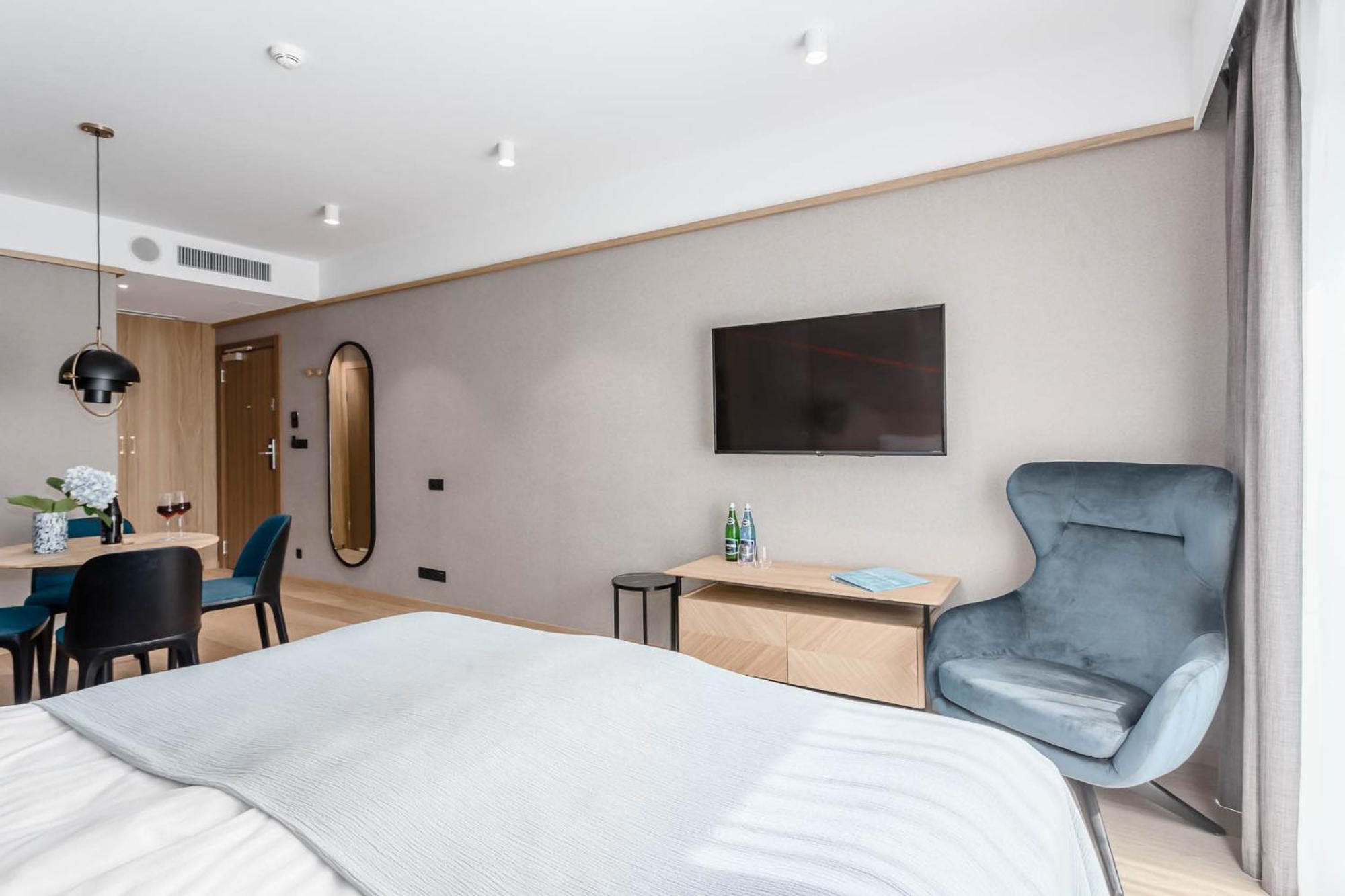 Deo Plaza - Apartamenty W Sercu Gdanska By Rent Like Home Eksteriør billede